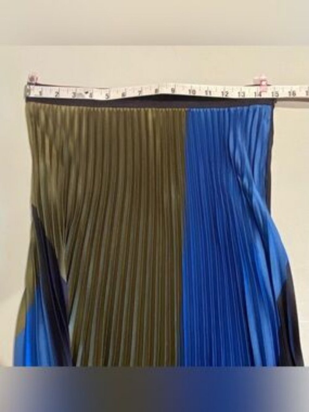 Ann Taylor Colorblock Pleated Midi Skirt, size 4, NWT - Picture 8 of 8